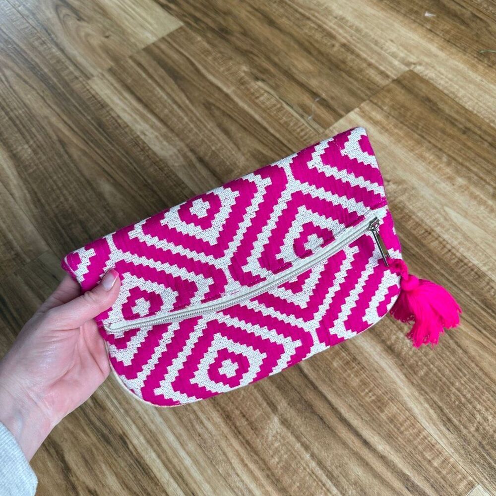 Casa Amarosa Ikat Handmade Woven Pink/White Clutch Bag With Tassel